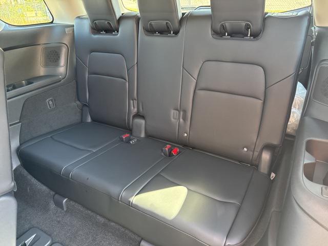 new 2025 Nissan Pathfinder car, priced at $46,619