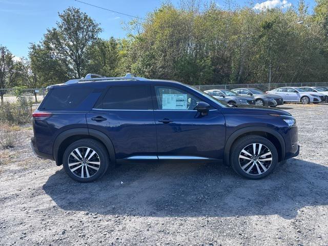 new 2025 Nissan Pathfinder car, priced at $46,619