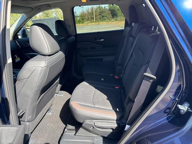 new 2025 Nissan Pathfinder car, priced at $46,619