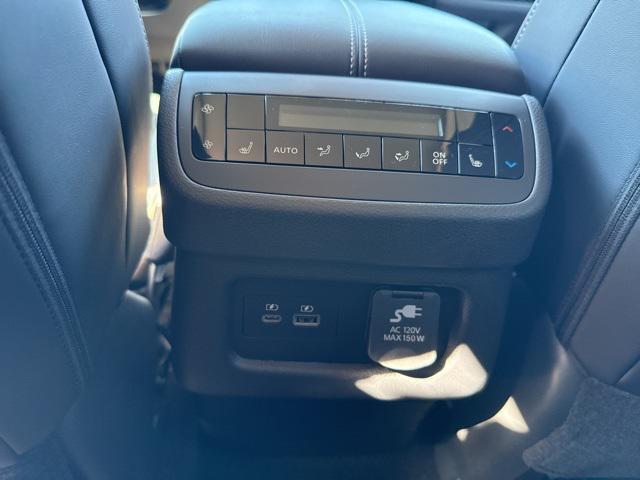 new 2025 Nissan Pathfinder car, priced at $46,619