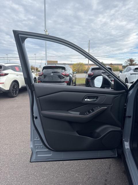 new 2026 Nissan Rogue car, priced at $33,418