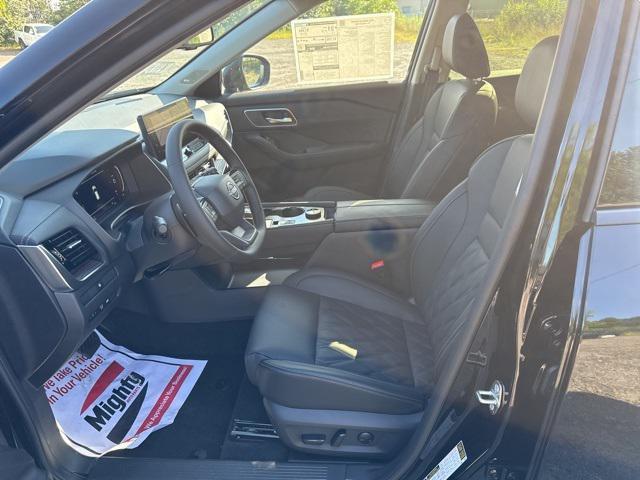 new 2025 Nissan Rogue car, priced at $40,300