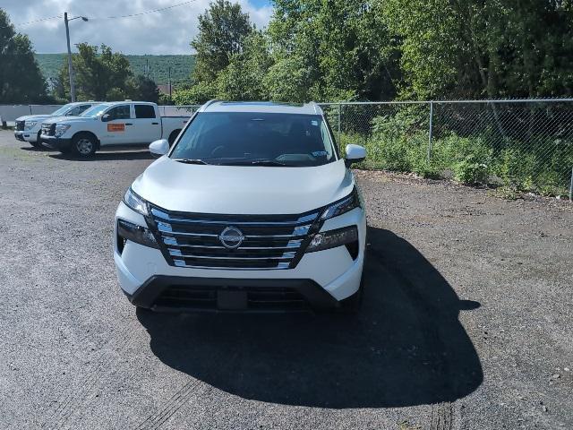 new 2024 Nissan Rogue car, priced at $33,657