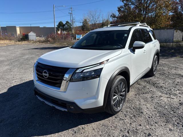 new 2025 Nissan Pathfinder car, priced at $42,580