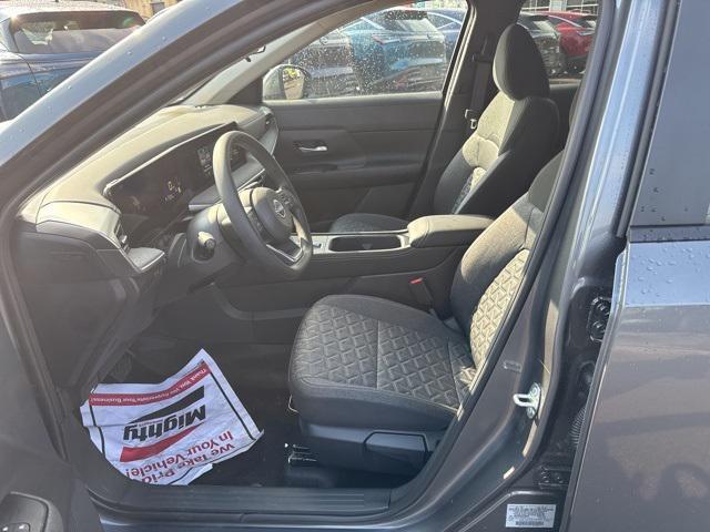 new 2025 Nissan Kicks car, priced at $28,450
