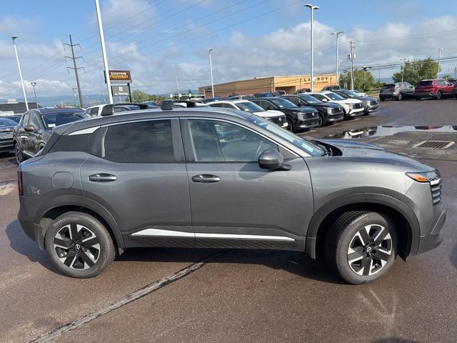 new 2025 Nissan Kicks car, priced at $28,450