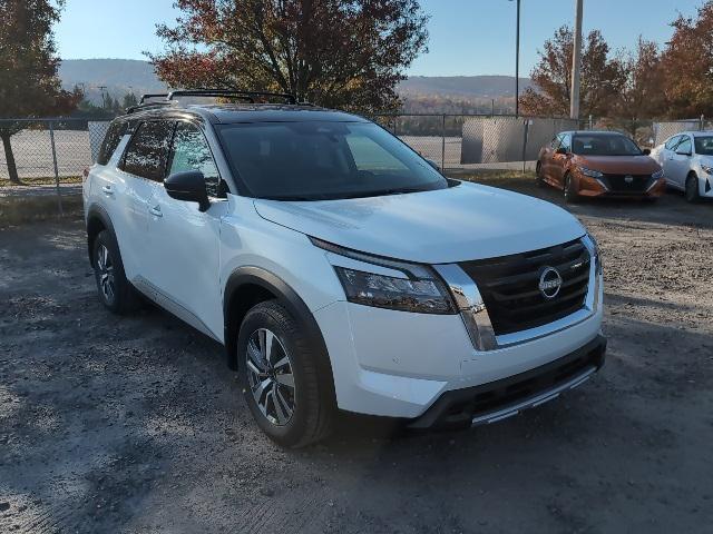 new 2025 Nissan Pathfinder car, priced at $46,530