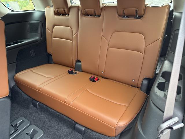 new 2025 Nissan Pathfinder car, priced at $46,473