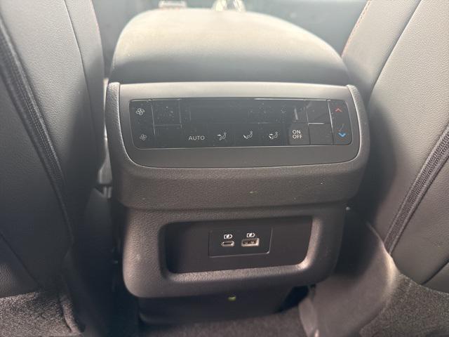 new 2025 Nissan Pathfinder car, priced at $39,813