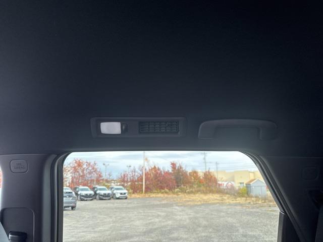 new 2025 Nissan Pathfinder car, priced at $39,813