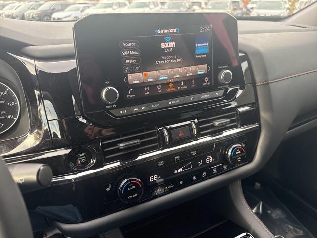 new 2025 Nissan Pathfinder car, priced at $39,813