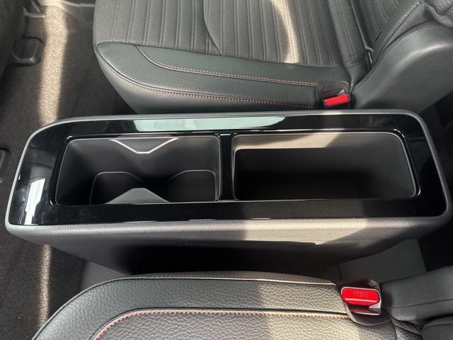 new 2025 Nissan Pathfinder car, priced at $39,813