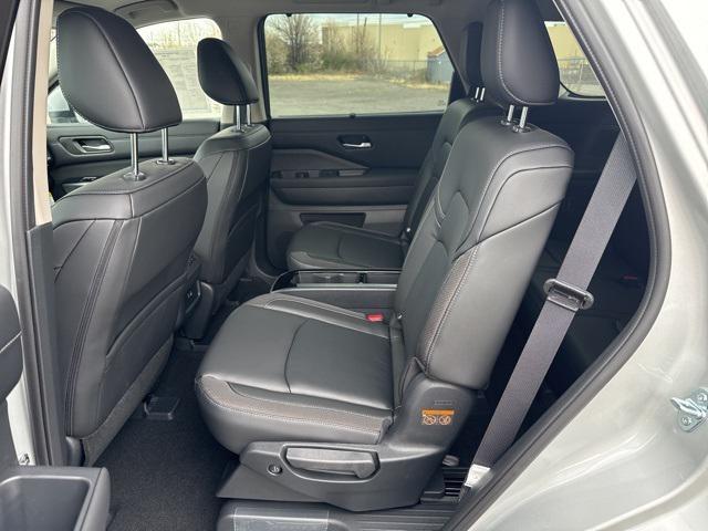 new 2025 Nissan Pathfinder car, priced at $47,050