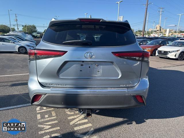 used 2020 Toyota Highlander car, priced at $32,443