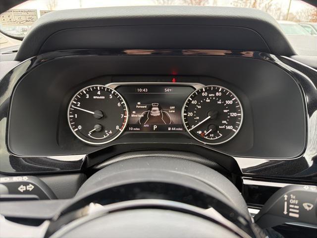 new 2025 Nissan Pathfinder car, priced at $42,857