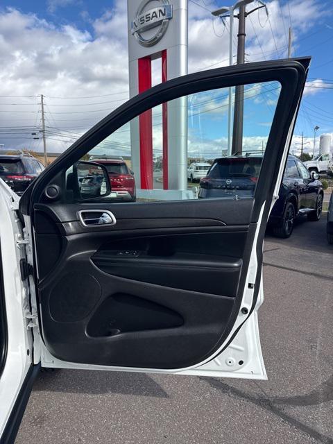 used 2018 Jeep Grand Cherokee car, priced at $13,695