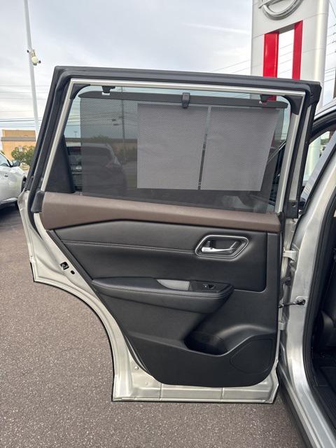 used 2021 Nissan Rogue car, priced at $24,494