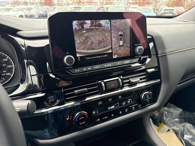 new 2025 Nissan Pathfinder car, priced at $39,161