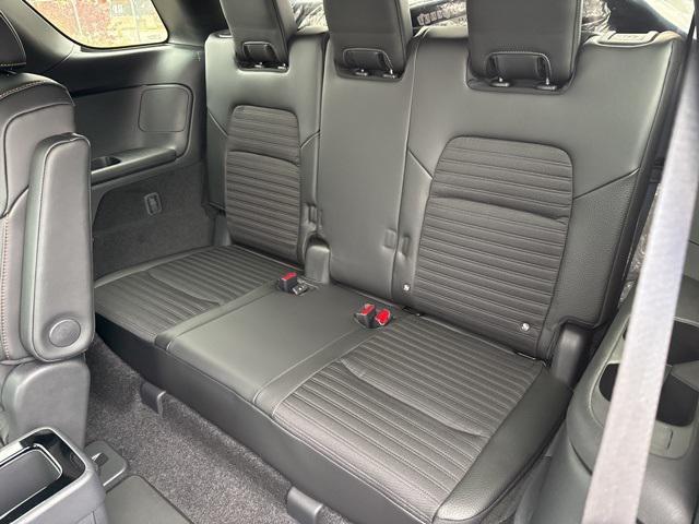 new 2025 Nissan Pathfinder car, priced at $39,161