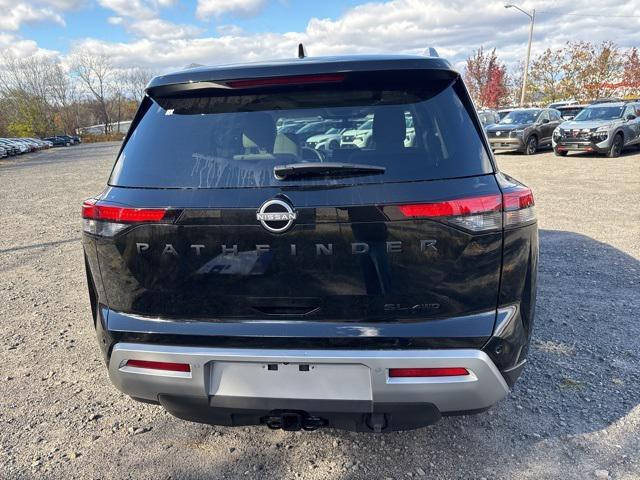 new 2025 Nissan Pathfinder car, priced at $43,102