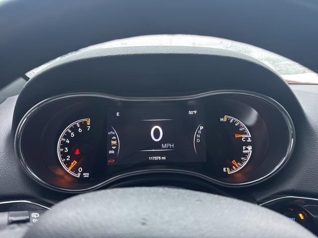 used 2016 Jeep Grand Cherokee car, priced at $13,484