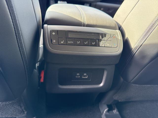 new 2025 Nissan Pathfinder car, priced at $42,489