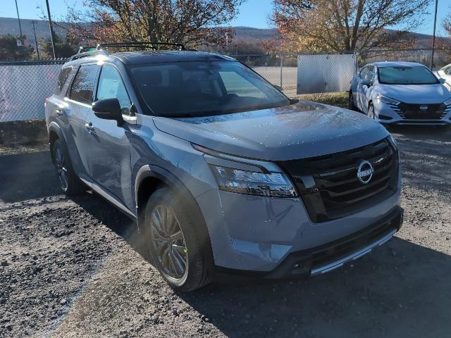 new 2025 Nissan Pathfinder car, priced at $52,210