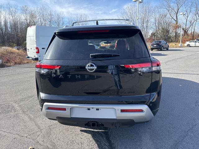 new 2025 Nissan Pathfinder car, priced at $42,857