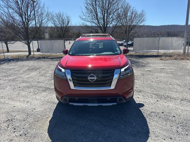 new 2025 Nissan Pathfinder car, priced at $49,150