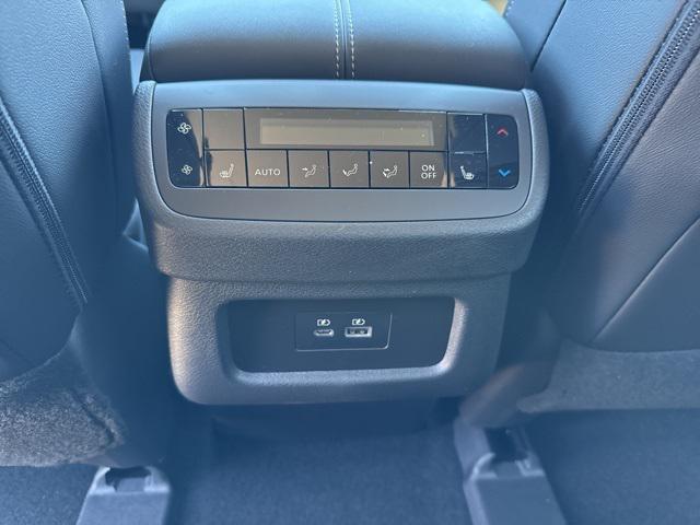 new 2025 Nissan Pathfinder car, priced at $49,150