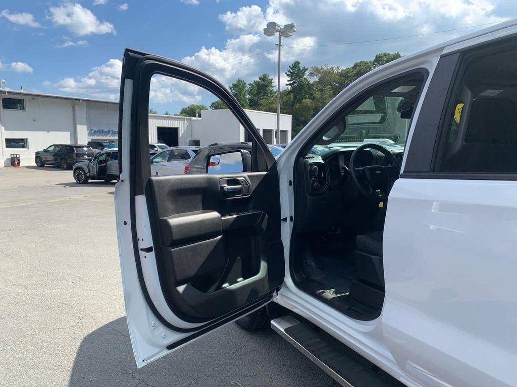 used 2021 Chevrolet Silverado 1500 car, priced at $31,899