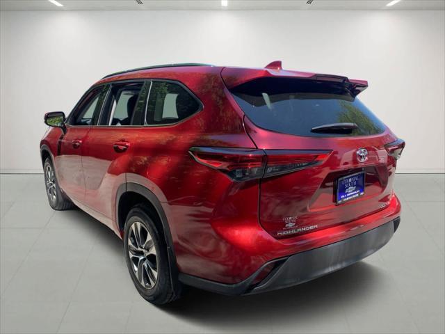 used 2020 Toyota Highlander car, priced at $31,490
