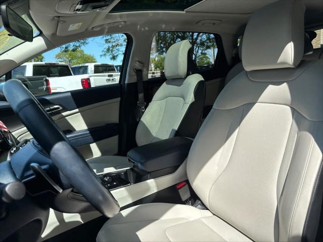 used 2023 Kia Sportage Hybrid car, priced at $29,585