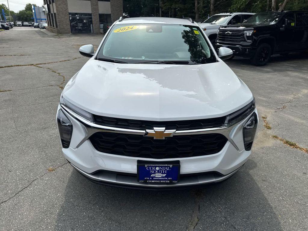 used 2024 Chevrolet Trax car, priced at $22,571