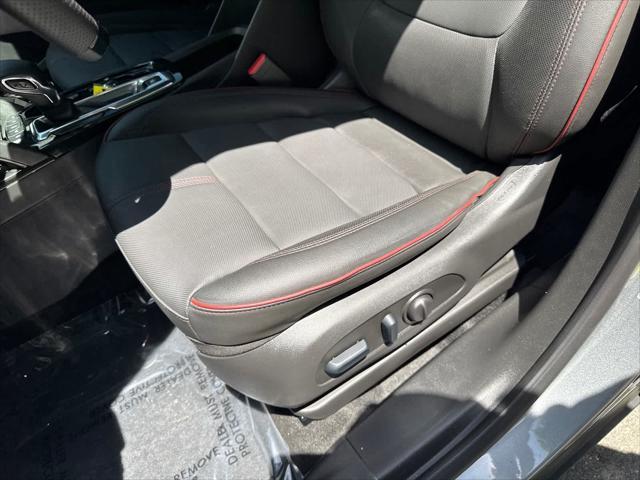 used 2025 Chevrolet TrailBlazer car, priced at $29,988