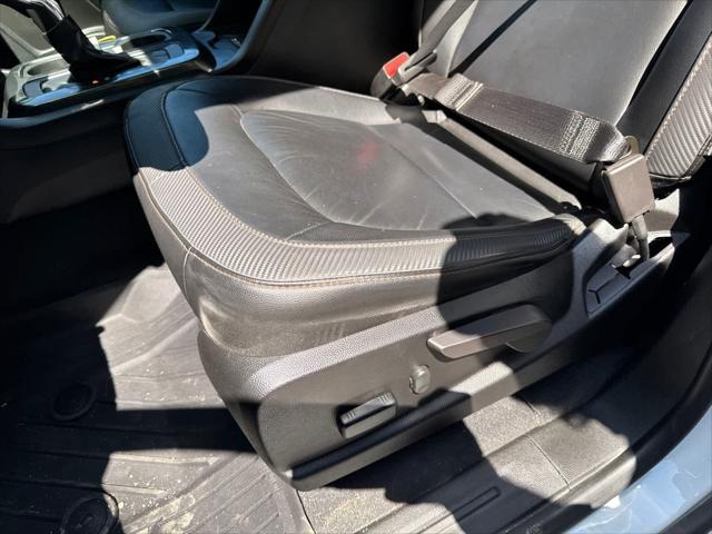 used 2022 GMC Canyon car, priced at $35,696