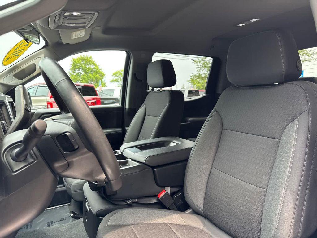 used 2022 Chevrolet Silverado 1500 car, priced at $35,755