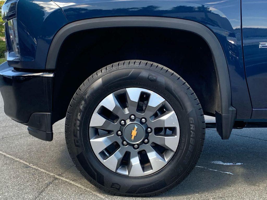 used 2022 Chevrolet Silverado 2500 car, priced at $39,478