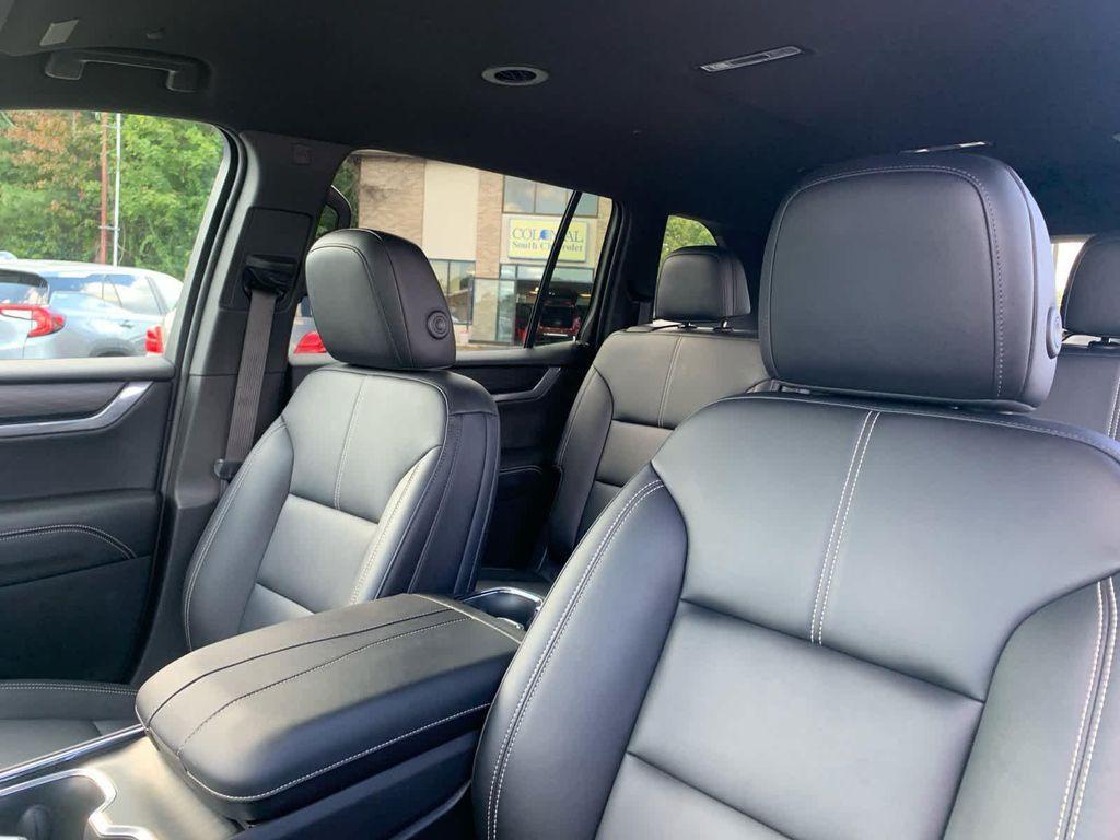 used 2024 GMC Acadia car, priced at $38,998