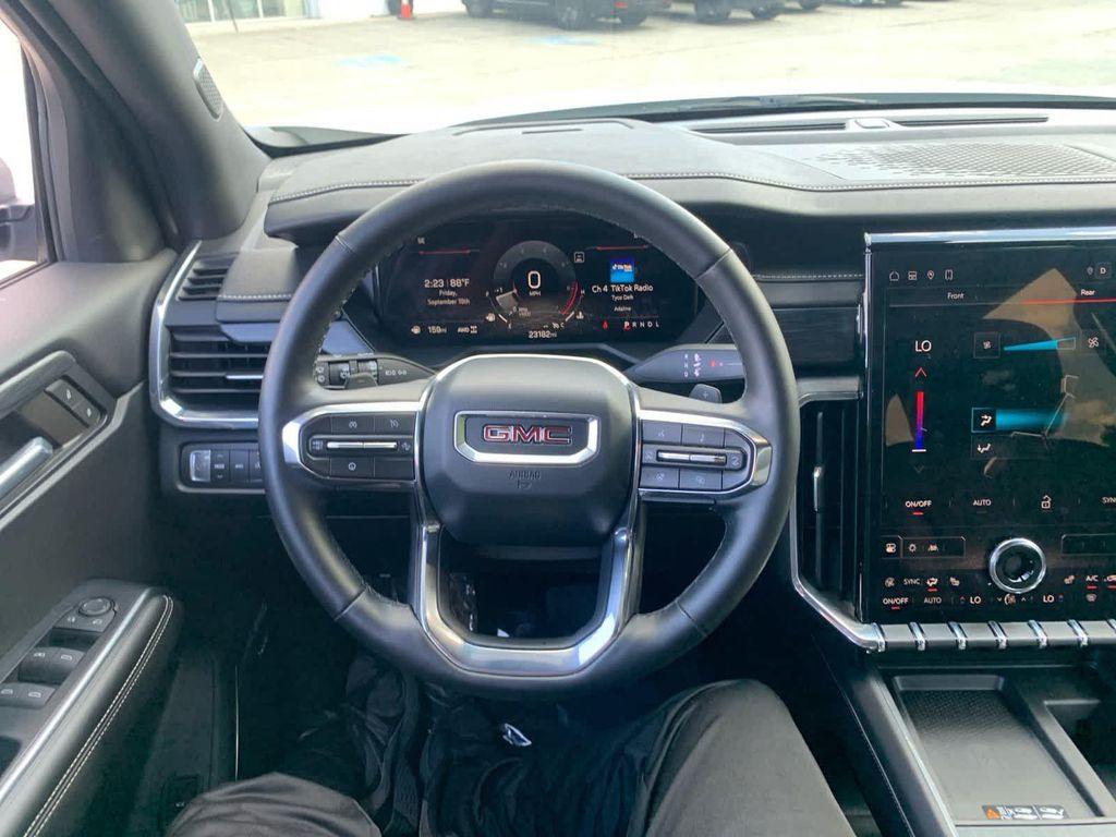 used 2024 GMC Acadia car, priced at $38,998