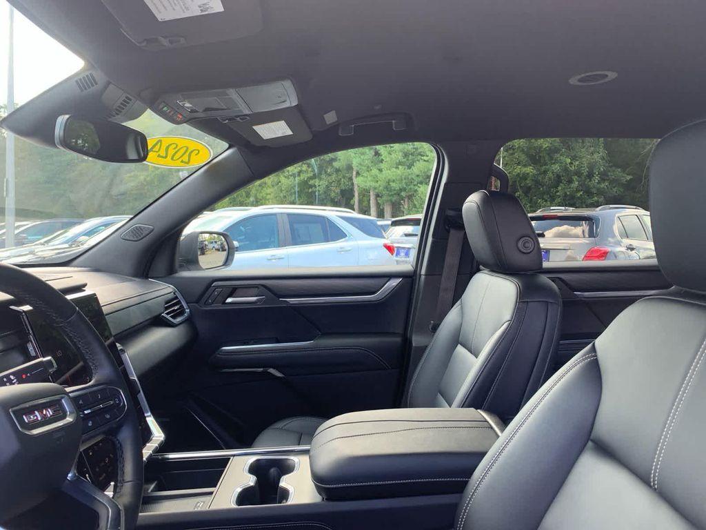 used 2024 GMC Acadia car, priced at $38,998