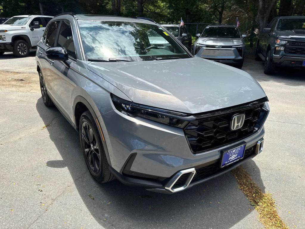 used 2025 Honda CR-V Hybrid car, priced at $38,500