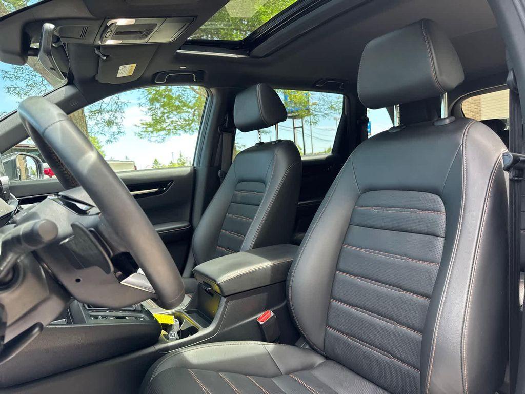 used 2025 Honda CR-V Hybrid car, priced at $38,500