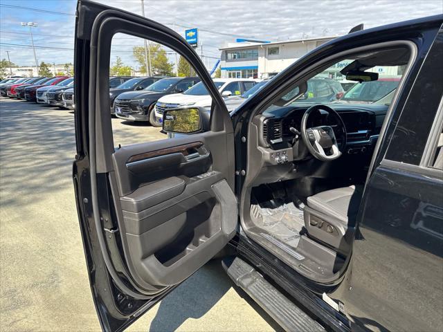 used 2023 GMC Sierra 1500 car, priced at $45,586