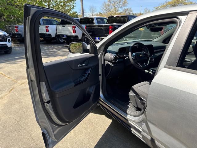 new 2025 Chevrolet Equinox car, priced at $30,187
