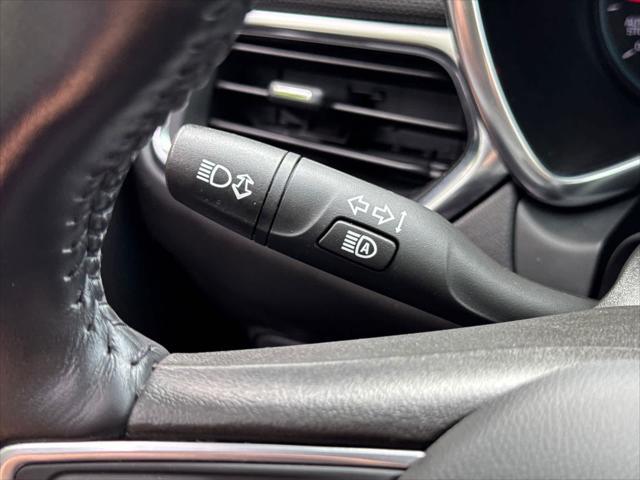 used 2022 Chevrolet Equinox car, priced at $27,998