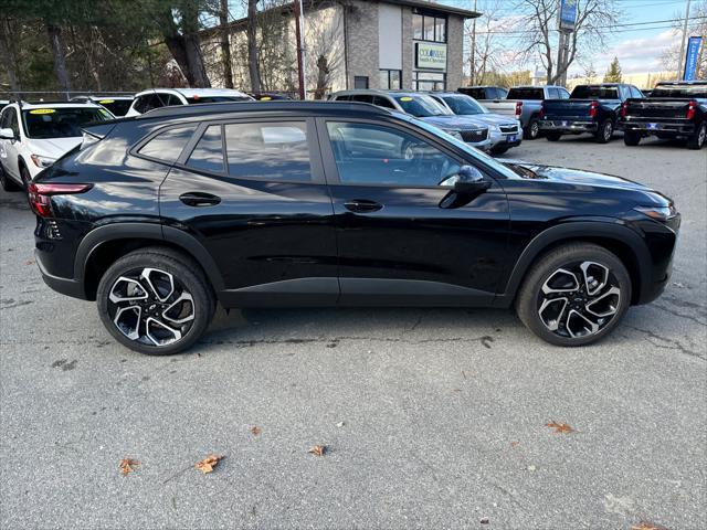 new 2025 Chevrolet Trax car, priced at $26,575