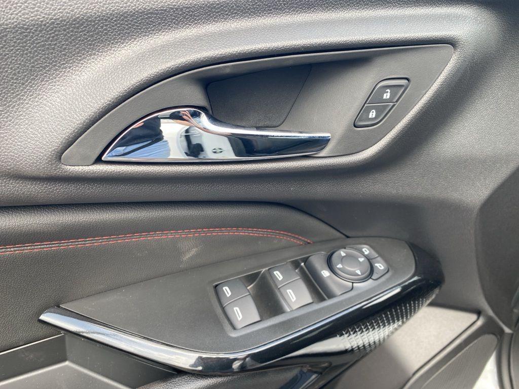 new 2025 Chevrolet Trax car, priced at $24,595