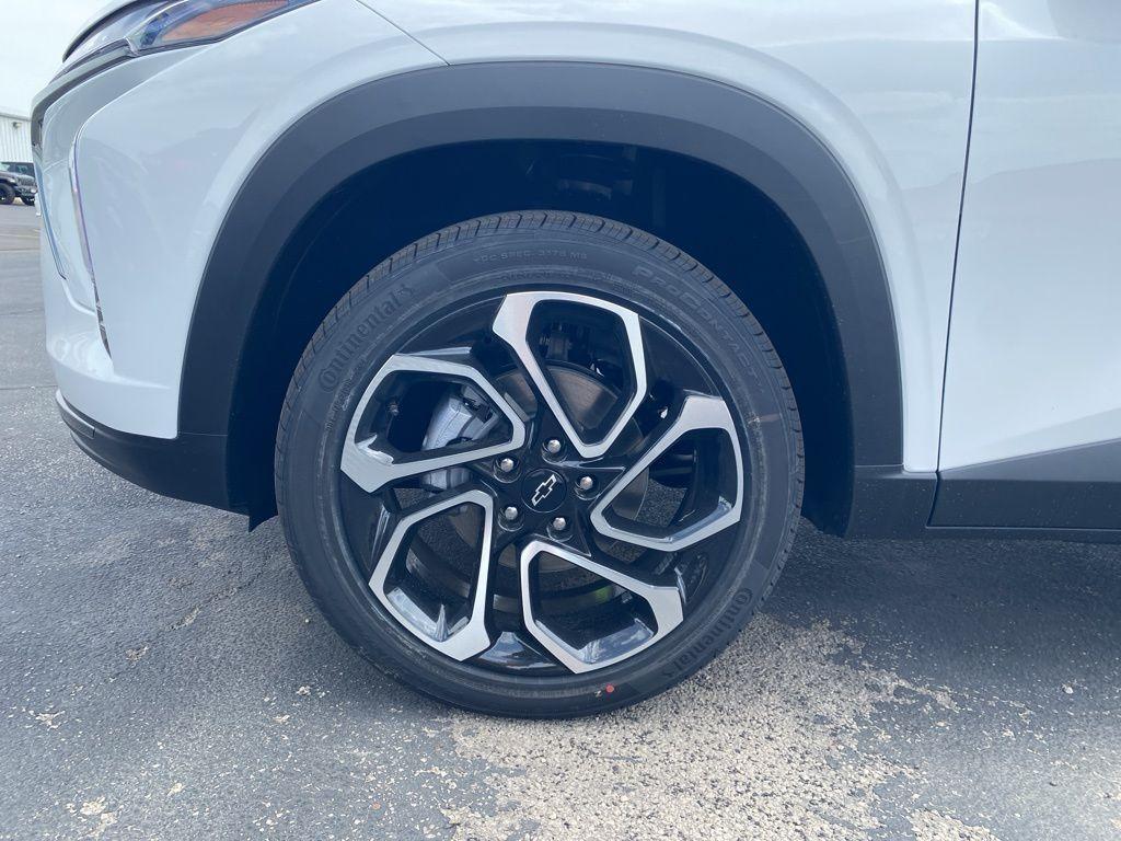 new 2025 Chevrolet Trax car, priced at $24,595