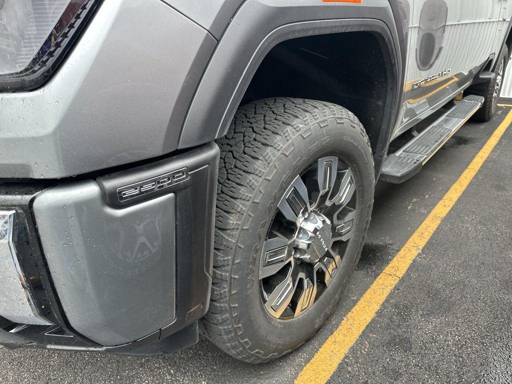 used 2022 GMC Sierra 1500 car, priced at $57,454